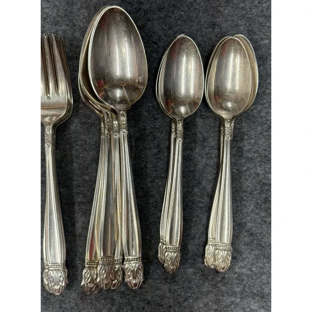 Holmes & Edwards IS 53 Pc DANISH PRINCESS Silverplate Flatware Place Settings